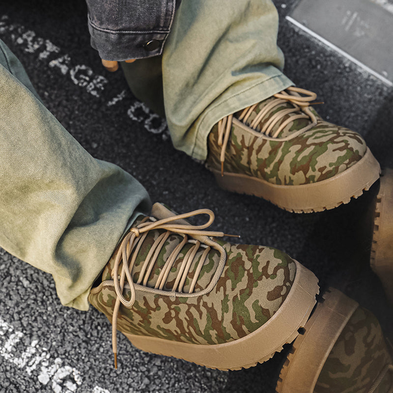 'Wild Stride' X9X Moon Boots