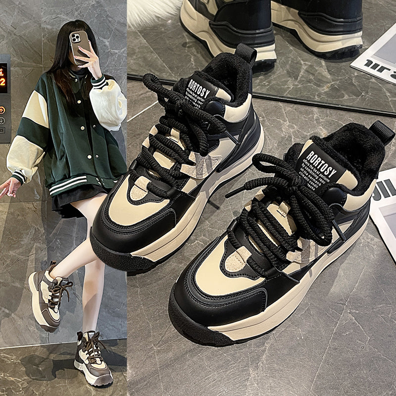 DELIA Chunky Sneakers