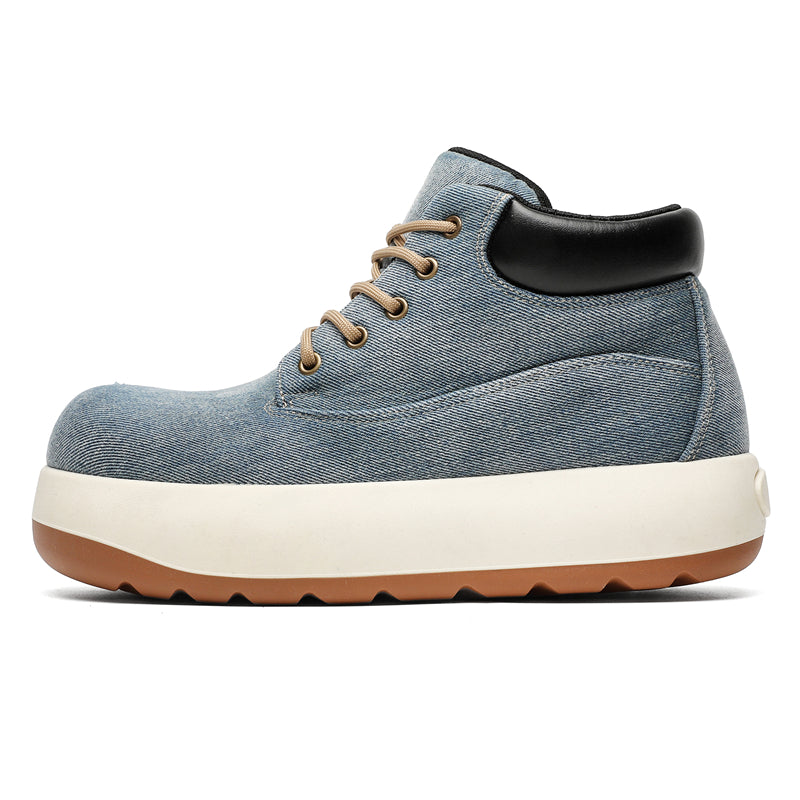 'Quantum Drift' X9X Moon Boots in Nebula Blue