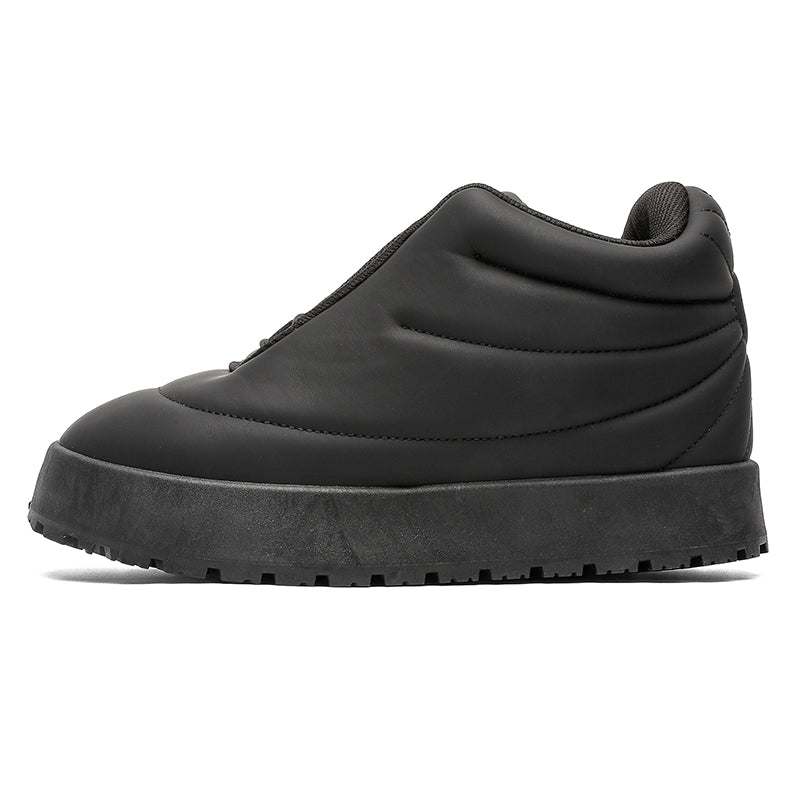 ‘Lunar Surge’ X9X Moon Boots in Midnight Noir