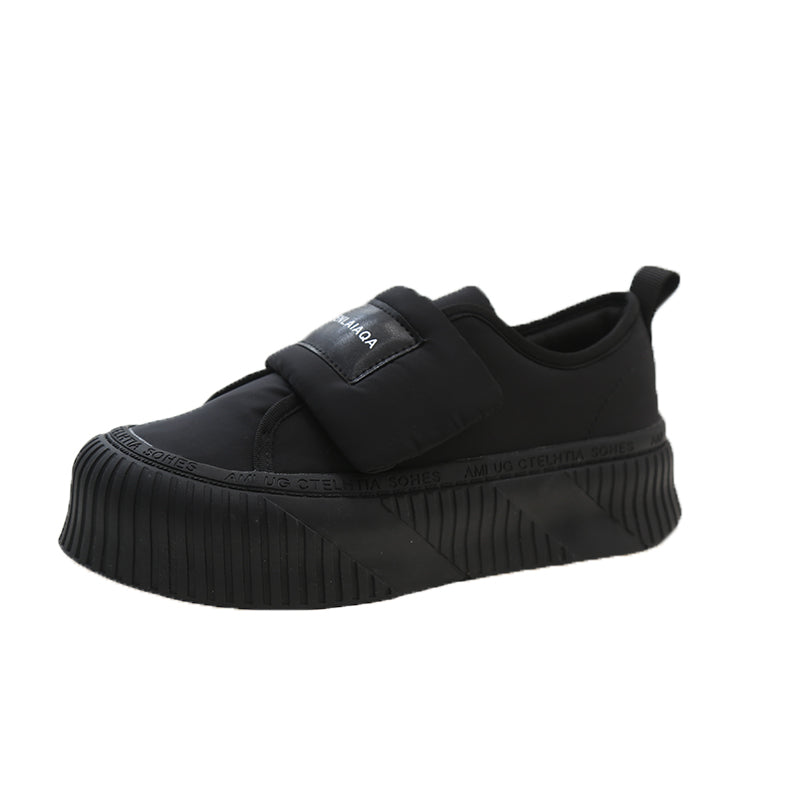 ARIEL Chunky Sneakers in Black