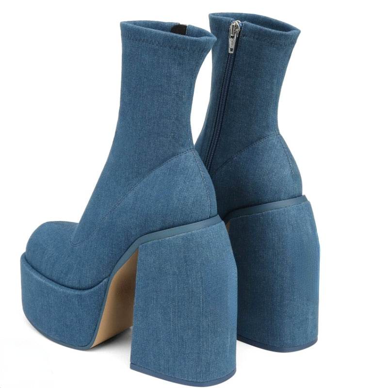 EVERA High Heel Ankle Boots