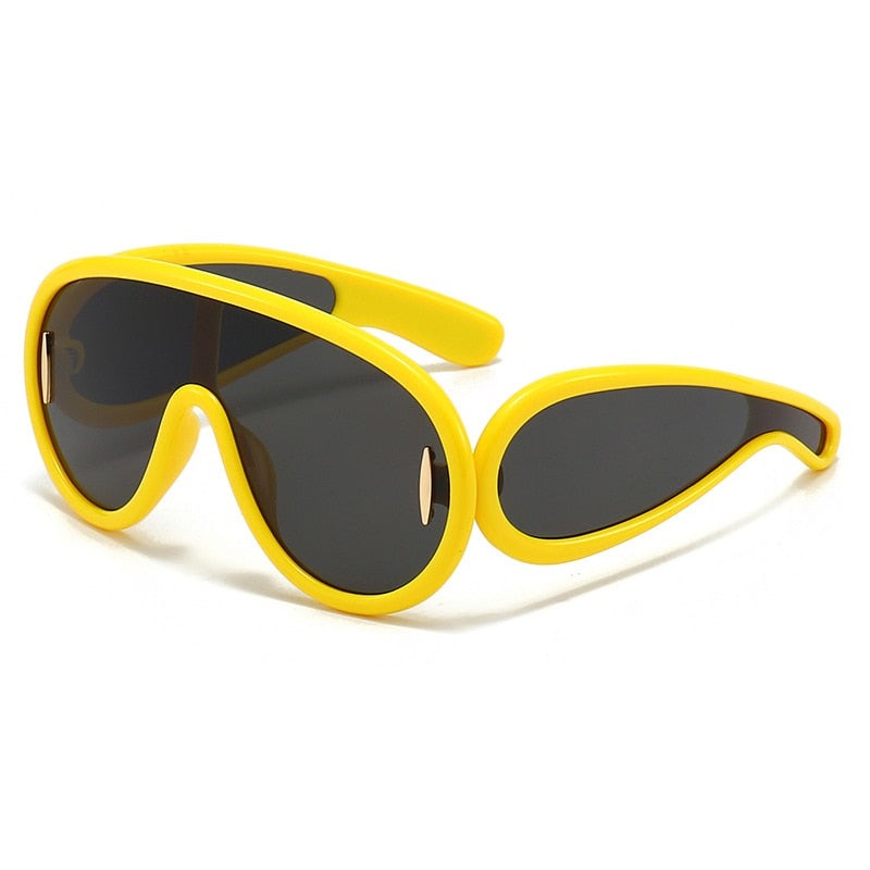 ISHIRA Oversized Sunglasses