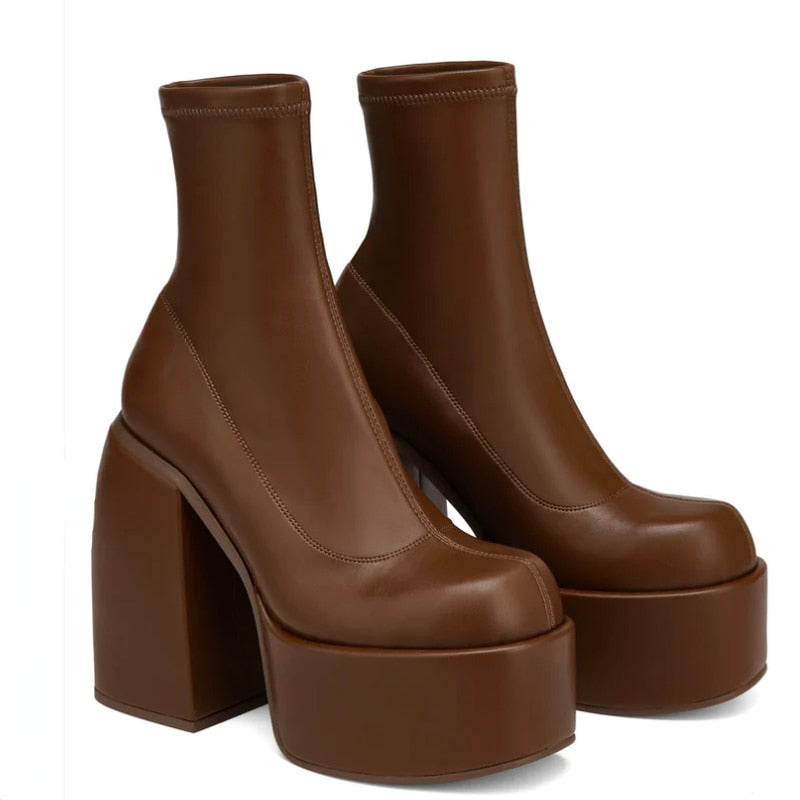 ELVA High Heel Ankle Boots in Brown