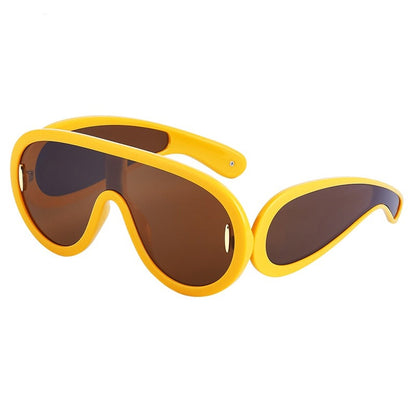 ISHIRA Oversized Sunglasses