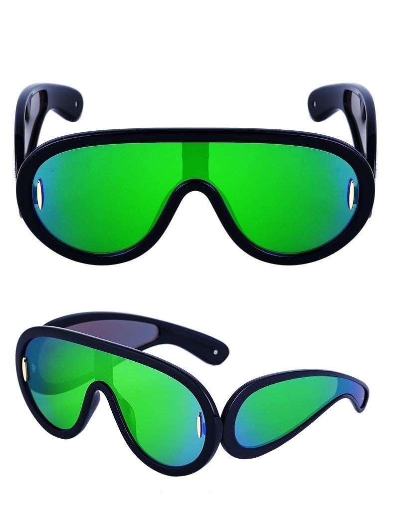 ISHIRA Oversized Sunglasses
