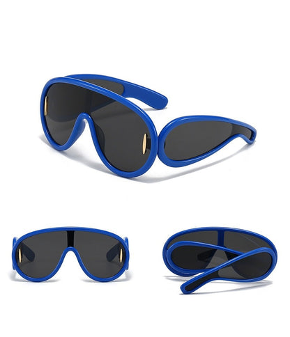 ISHIRA Oversized Sunglasses