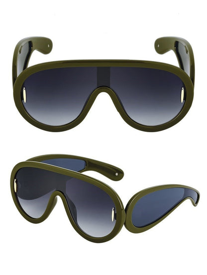 ISHIRA Oversized Sunglasses