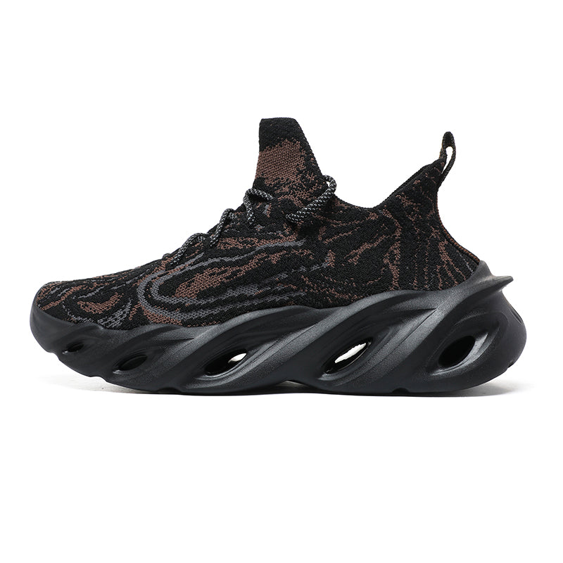 'Spectra Horizon' X9X Sneakers in Carbon Black/Brown